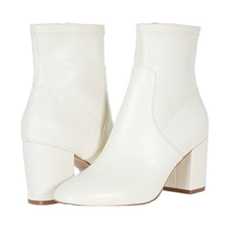 Abercrombie & Fitch Vivianne heeled ankle boots in Ecru